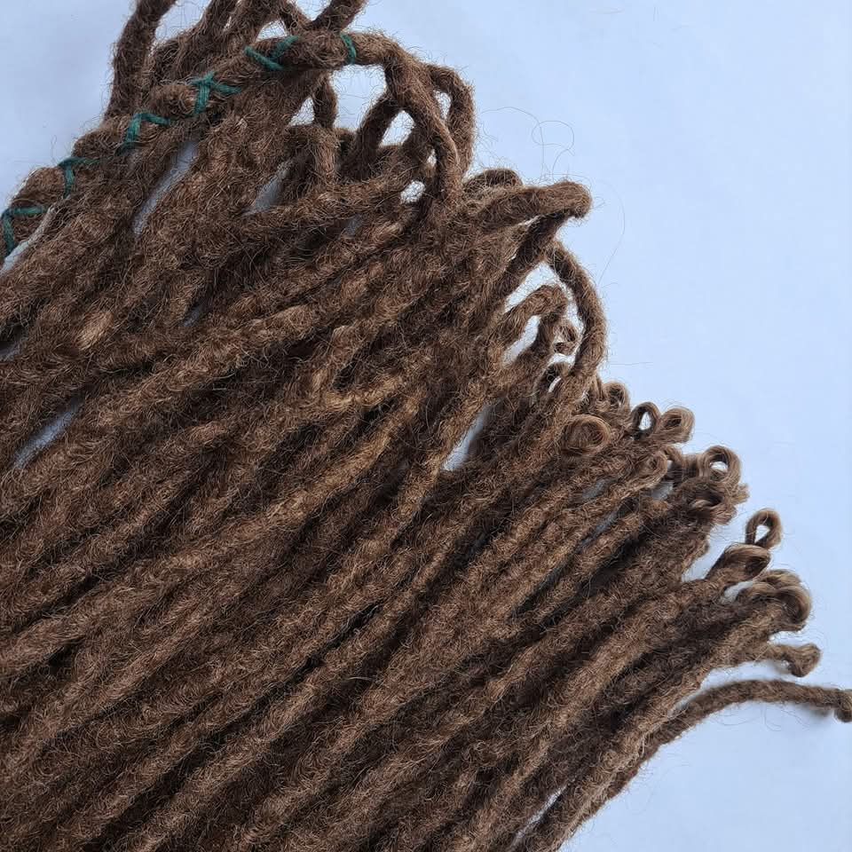 READY TO SHIP Preloved full head of light brown brunette synthetic braid in Dreadlocks made with henlon