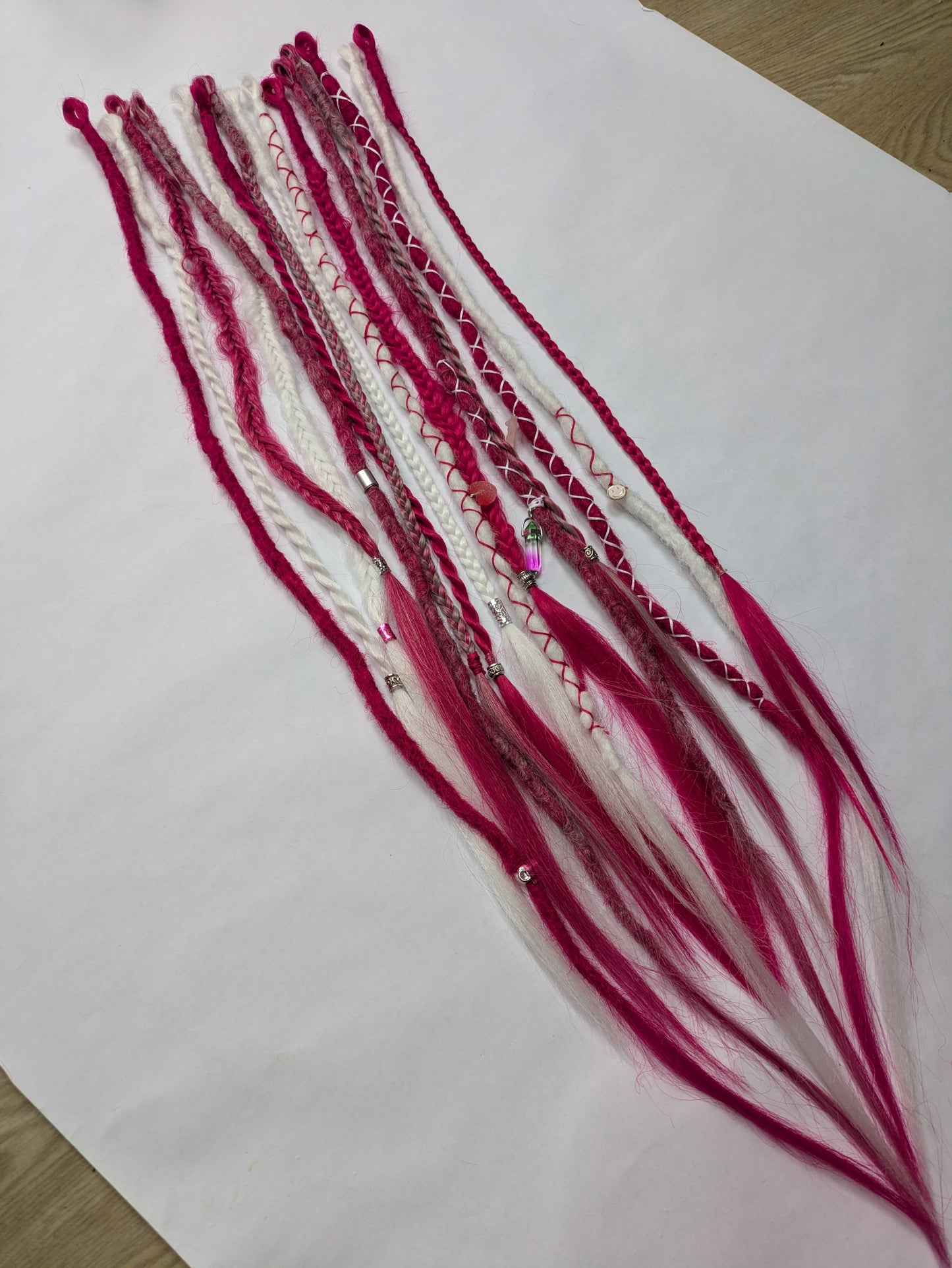 Be My Valentine 💖 READY TO SHIP dreadlock accent set white and cherry blossom pink 🌸 dreads braids. 15 x single ended braid in extensions.High Quality Crochet made with Henlon.